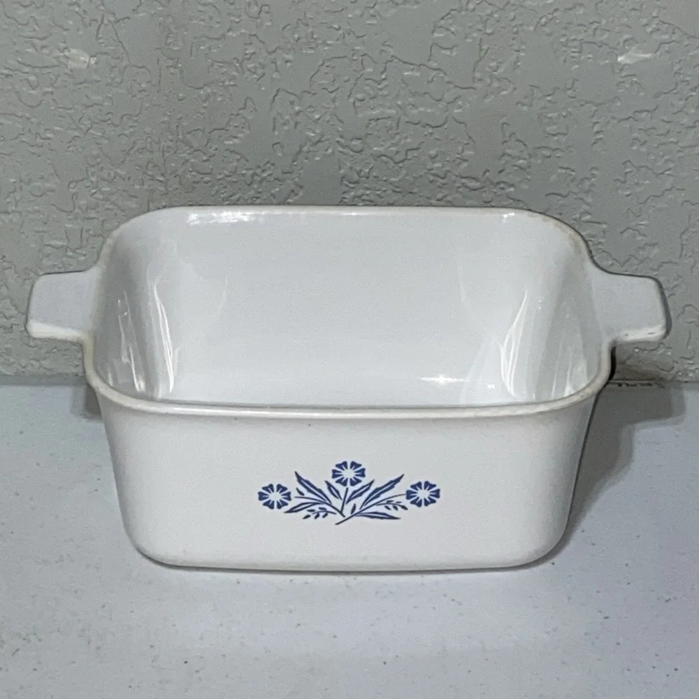 Vintage Corning Ware P-4-B Casserole 7